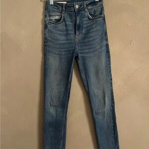 Zara Classic Blue Denim Jeans